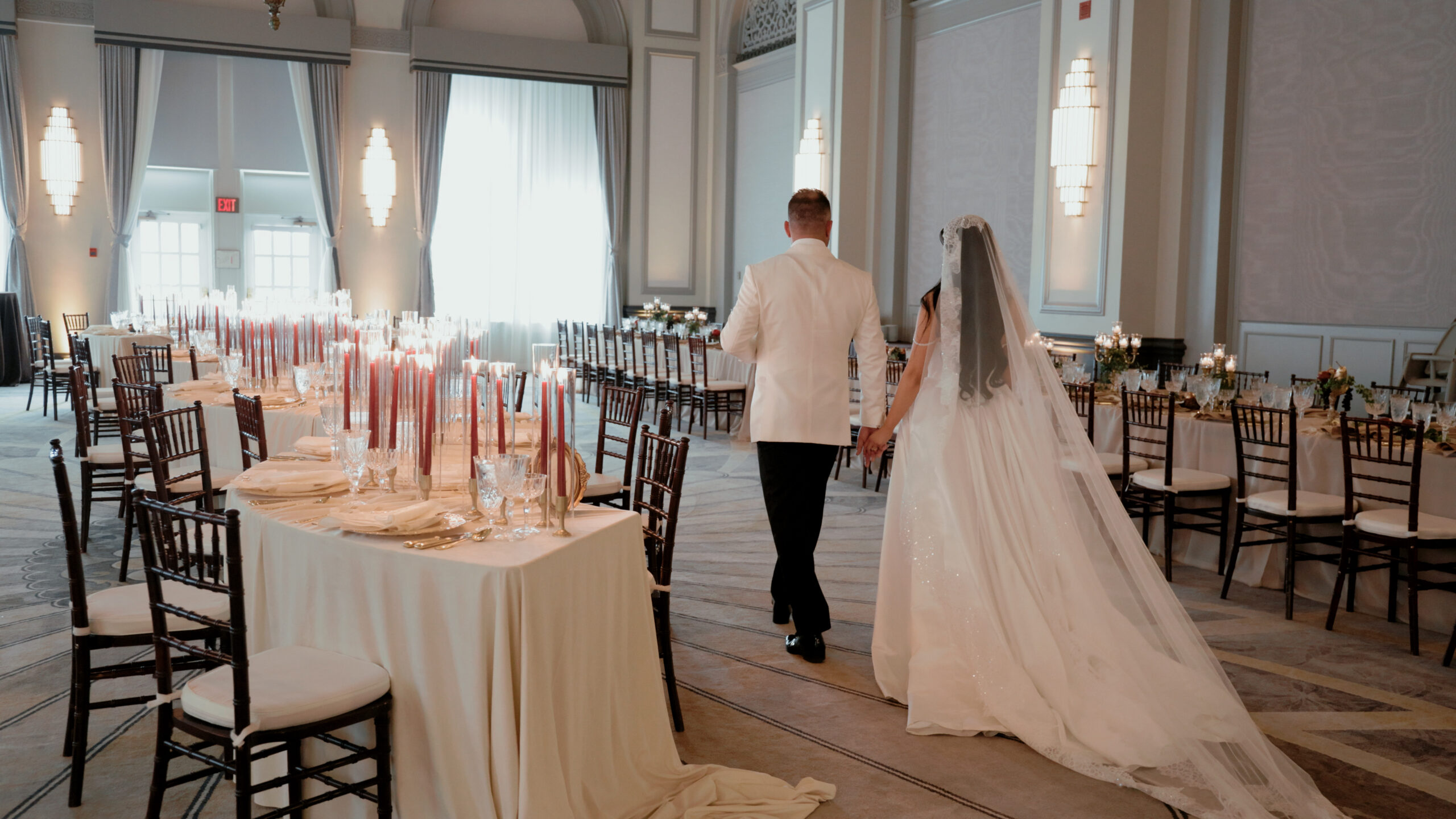luxury wedding at the fairmont hotel Macdonald